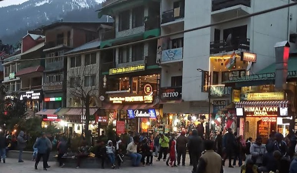 Manali Mall Road